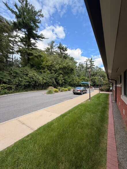 More Photos Of 5 Wally Krueger Way, Bridgewater Daycare Center For Lease