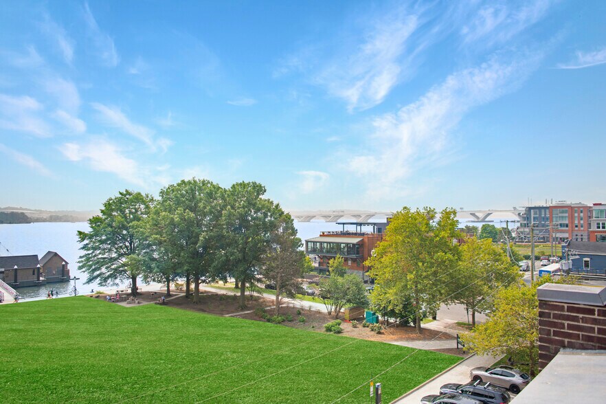 More Photos Of 110 S Union St, Alexandria Office For Sale