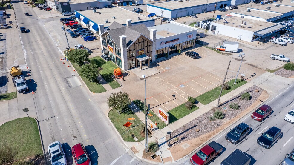 More Photos Of 5101 Davis Blvd, North Richland Hills Freestanding For Sale