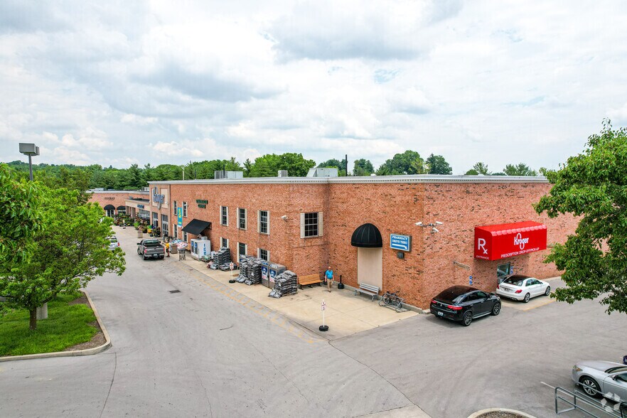 More Photos Of 1050-1060 Chinoe Rd, Lexington Unknown For Lease