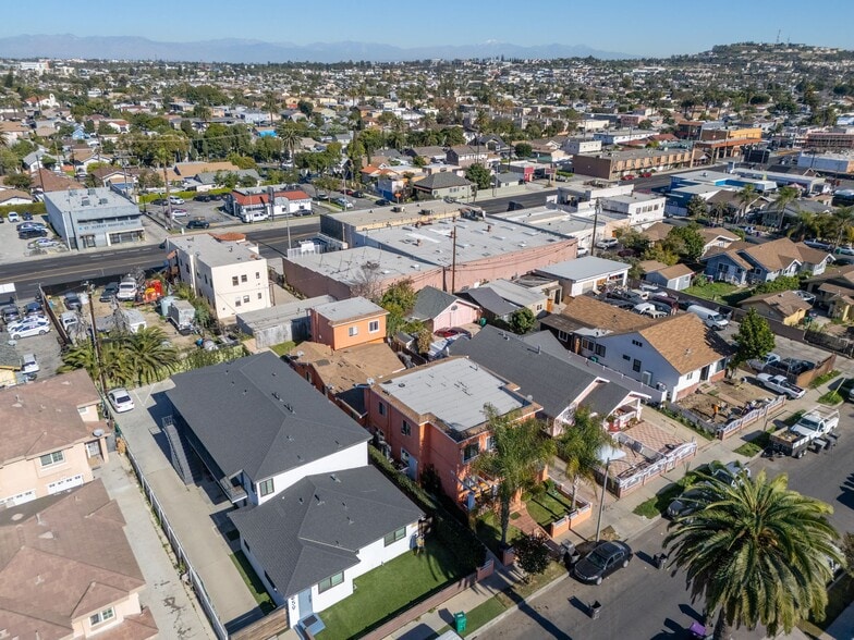 More Photos Of 405-411 1/2 E Esther St, Long Beach Apartments For Sale