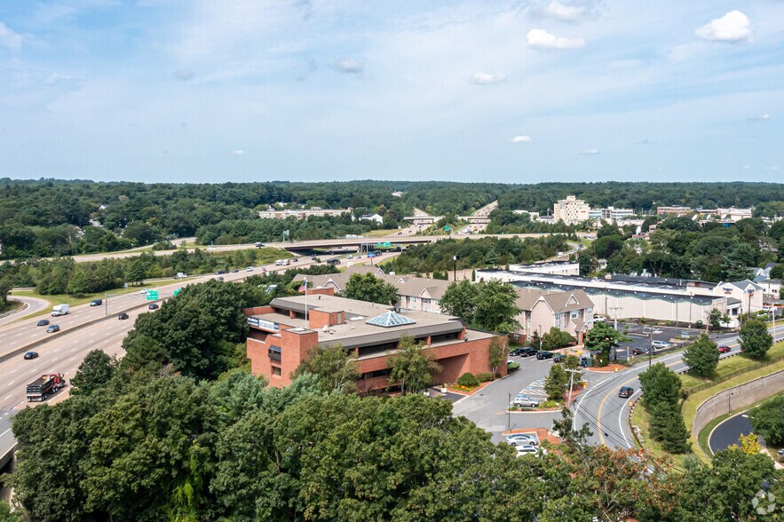 More Photos Of 333 Elm St, Dedham Medical For Lease