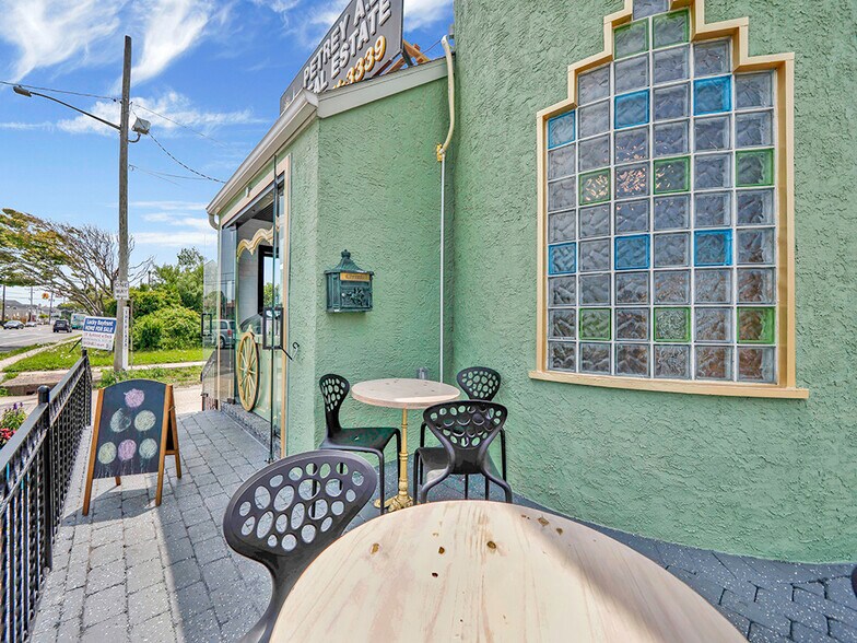 More Photos Of 2041 Park St, Atlantic Beach Loft Creative Space For Lease