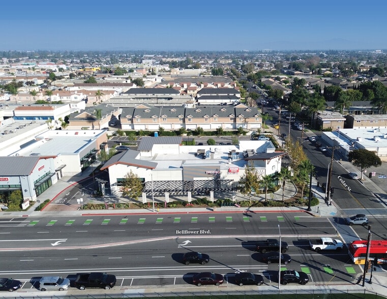 More Photos Of 17684 Bellflower Blvd, Bellflower Restaurant For Sale