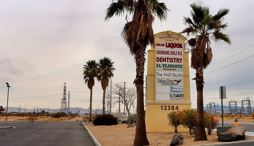 More Photos Of 12384 Palmdale Rd, Victorville Freestanding For Lease