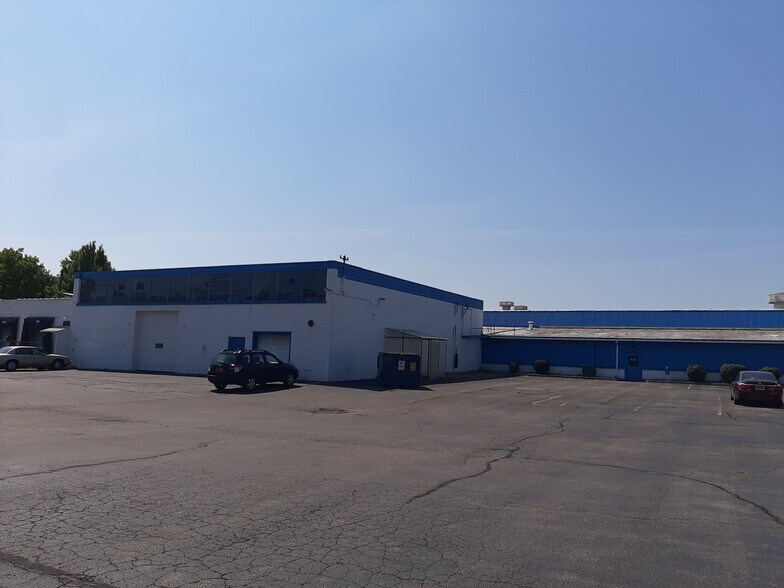 More Photos Of 655 Driving Park Ave, Rochester Warehouse For Lease
