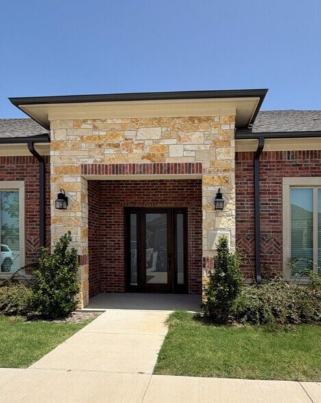More Photos Of 7950 Preston Rd, Frisco Medical For Lease