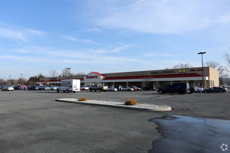 More Photos Of 4860 Penn Ave, Sinking Spring Storefront For Lease