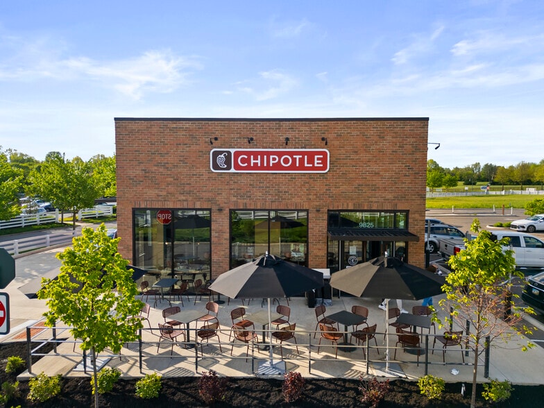 Primary Photo Of 9825 Johnstown Rd, New Albany Restaurant For Sale