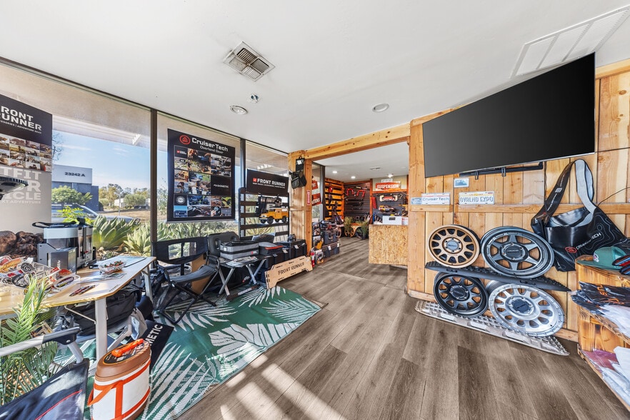 More Photos Of 23282 Peralta Dr, Laguna Hills Warehouse For Sale