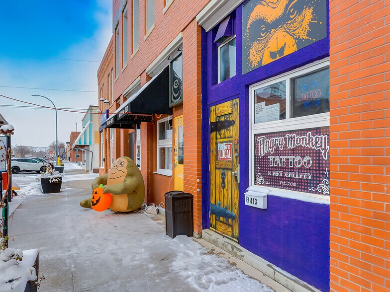 More Photos Of 122 5 St S, Lethbridge Apartments For Sale