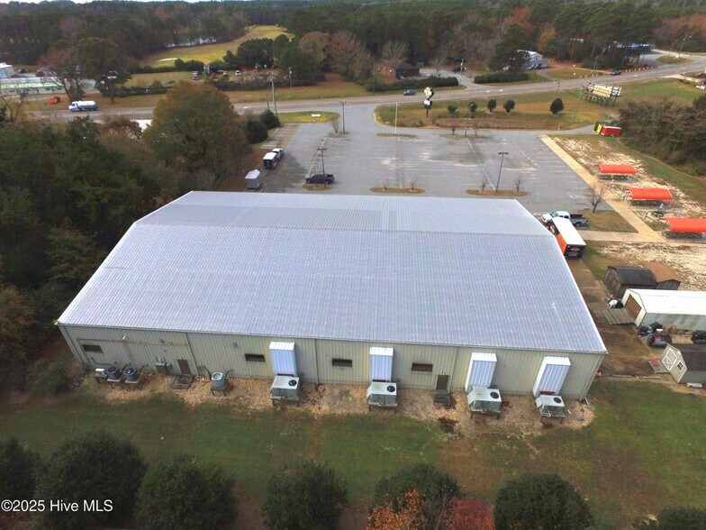 More Photos Of 8739 Caratoke Hwy, Harbinger General Retail For Sale
