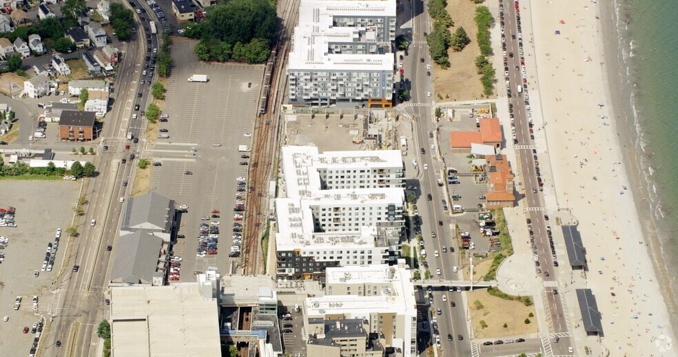 More Photos Of 646 Ocean Ave, Revere Apartments For Lease