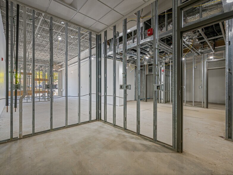 More Photos Of 408 Depot St, Asheville Medical For Sale