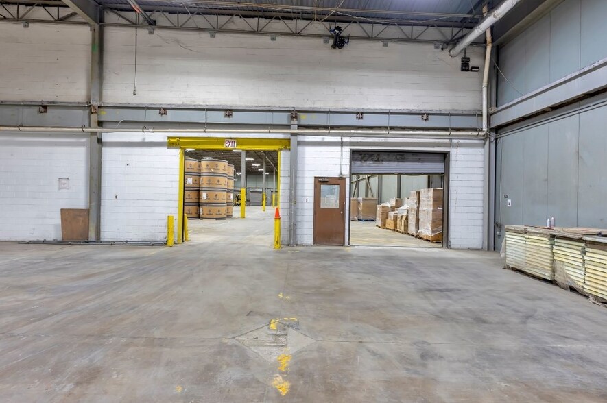 More Photos Of 1001 Ed Rutherford Dr, Greenville Manufacturing For Lease