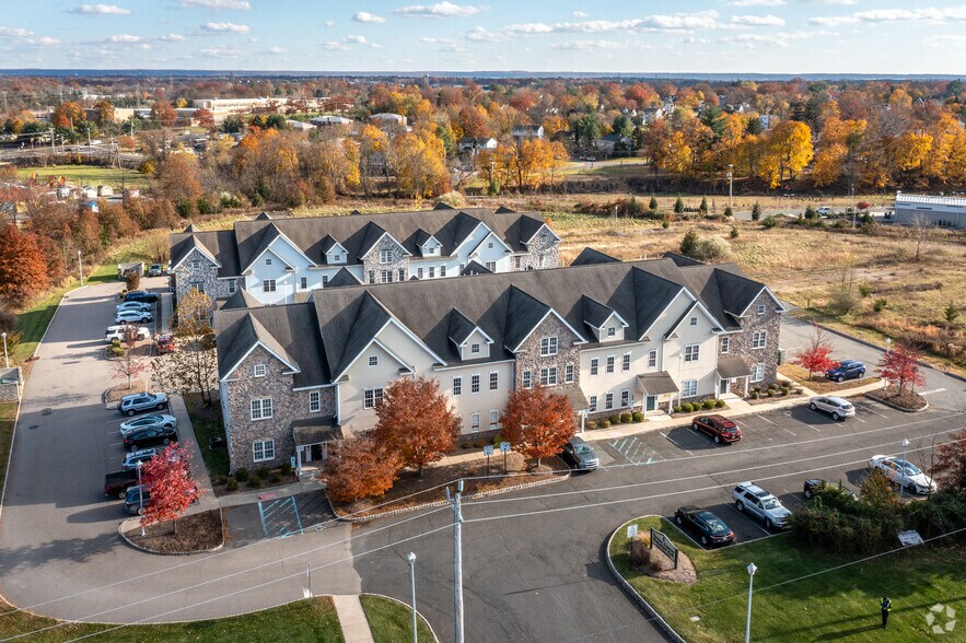 More Photos Of 5 Walter E Foran Blvd, Flemington Medical For Lease