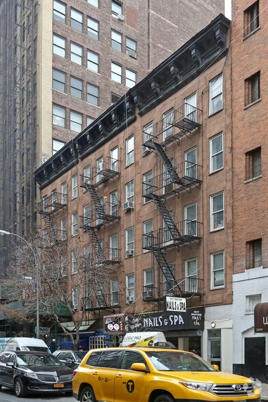 Primary Photo Of 247 W 26th St, New York Apartments For Lease
