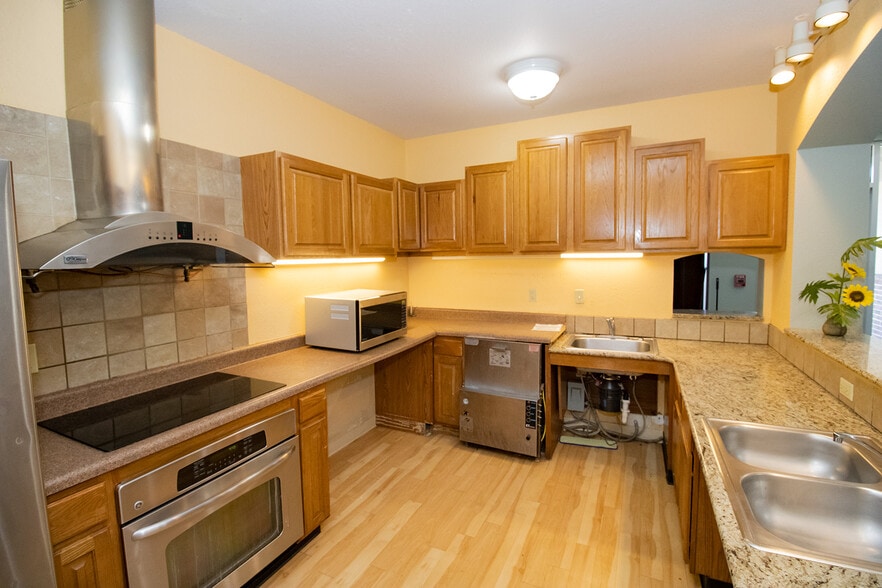 More Photos Of 224 E Central Ave, Andover Rehabilitation Center For Sale