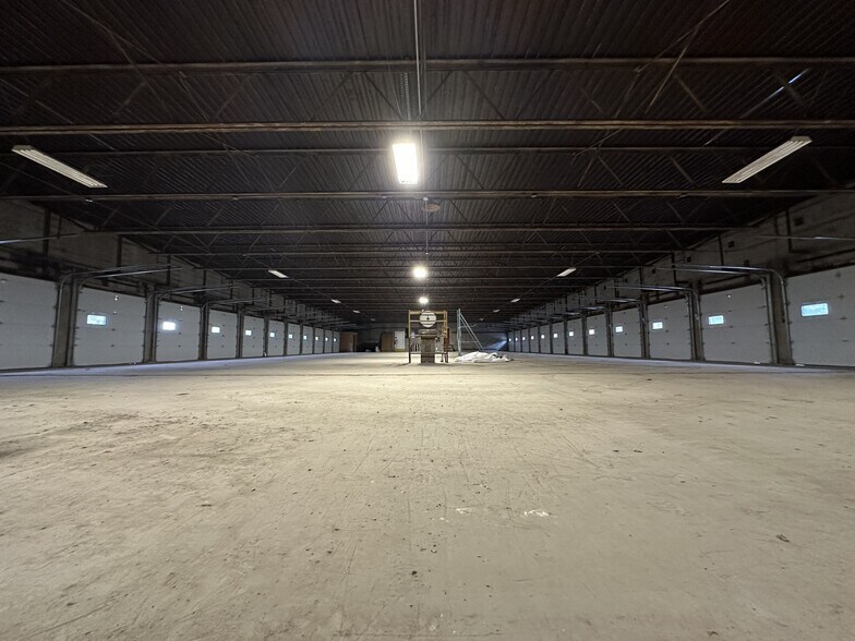 More Photos Of 11697 Sanderson Rd, Medina Warehouse For Lease