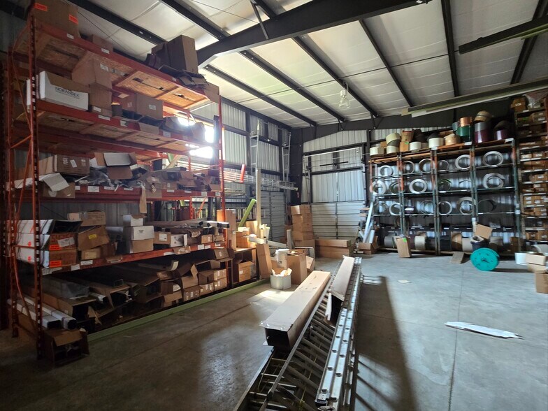 More Photos Of 855 Industrial Dr, Mondovi Distribution For Lease