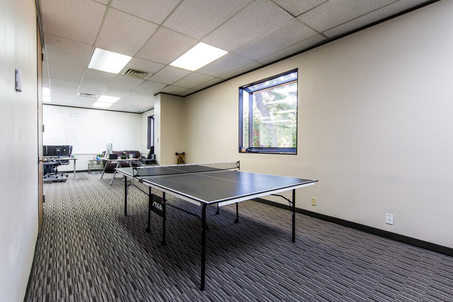More Photos Of 812 San Antonio St, Austin Office For Lease