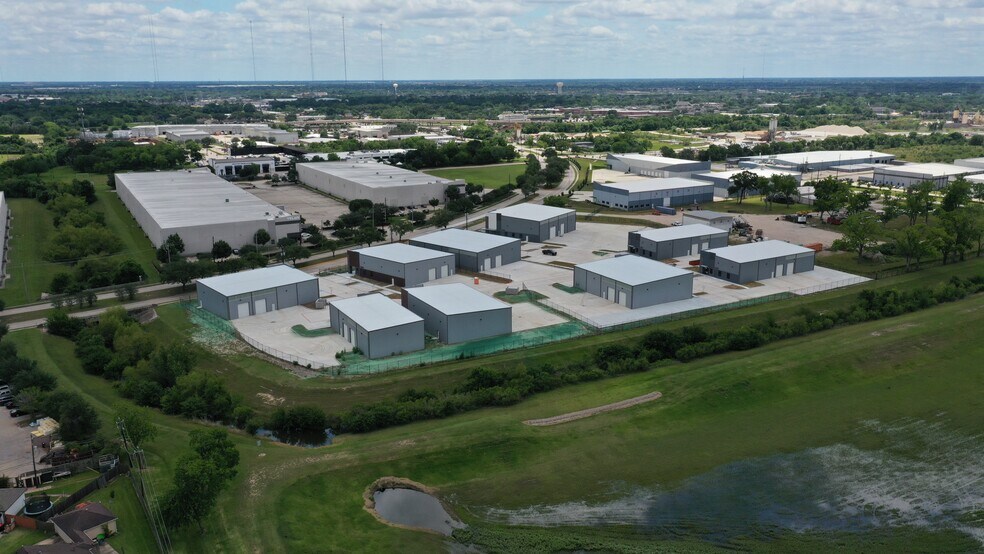 More Photos Of 13600 S Gessner Rd, Missouri City Warehouse For Sale