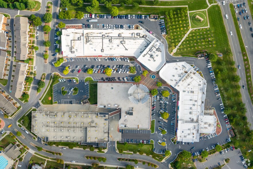 More Photos Of 14825 Ballantyne Village Way, Charlotte Unknown For Lease