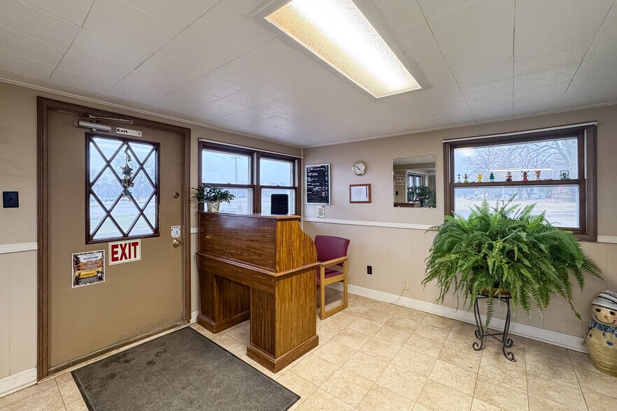 More Photos Of 804 State Road 23 73, Princeton Office For Sale