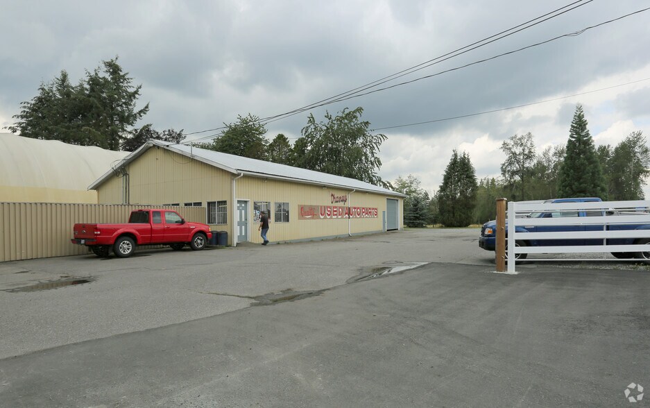 More Photos Of 23360 Fraser Hwy, Langley Auto Salvage Facility For Lease