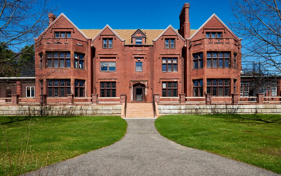 More Photos Of 349 Old Stockbridge Rd, Lenox Specialty For Sale