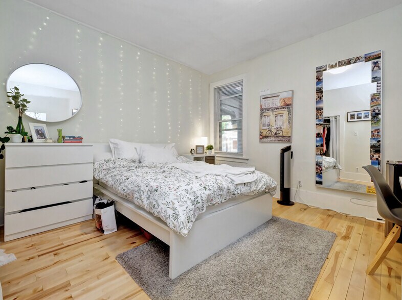 More Photos Of 342 Frank St, Ottawa Apartments For Sale