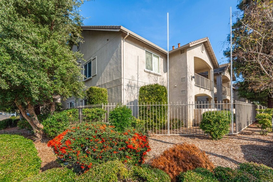 More Photos Of 4416 Precissi Ln, Stockton Apartments For Sale