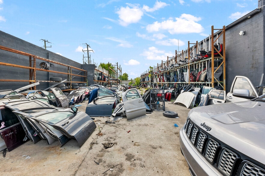 More Photos Of 11435 Schaefer Hwy, Detroit Warehouse For Sale