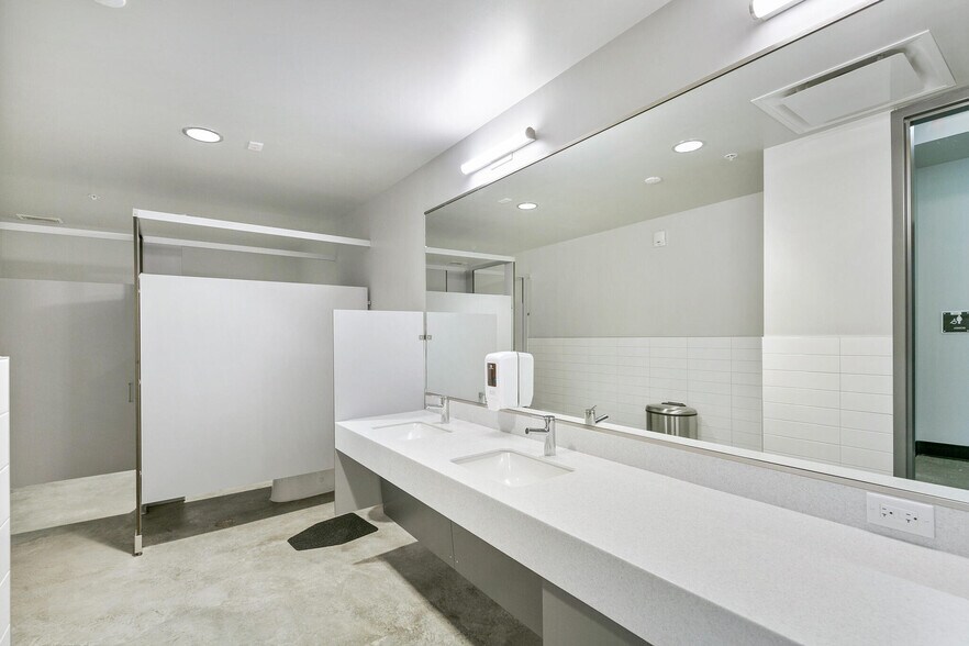 More Photos Of 3501 Blake St, Denver Office For Lease