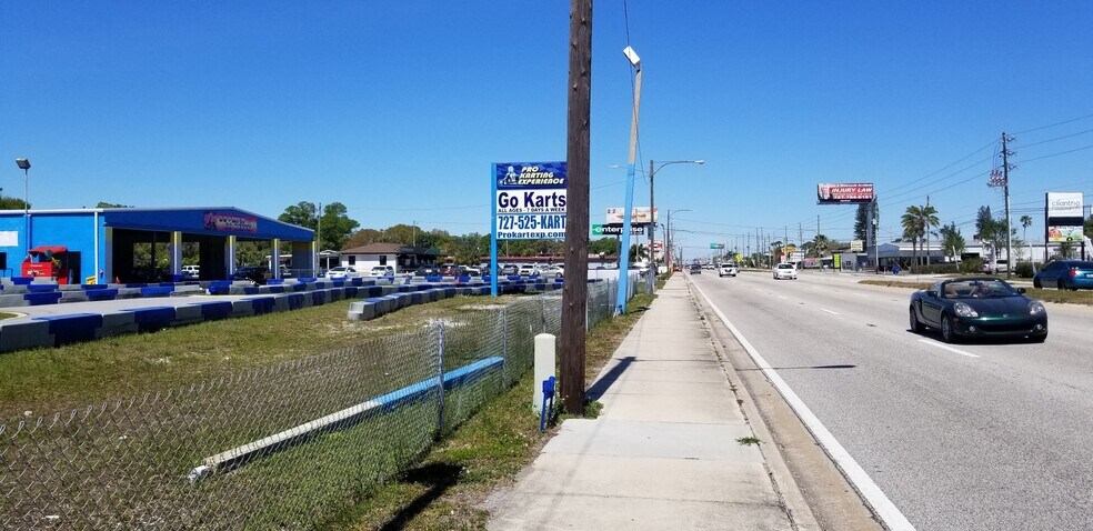 More Photos Of 4680 34th St N, Saint Petersburg Warehouse For Sale