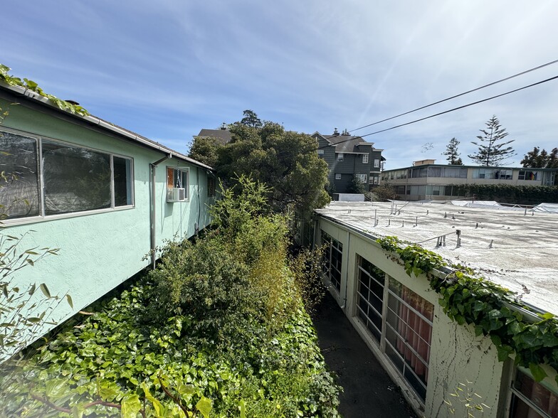 More Photos Of 2330 Prince St, Berkeley Schools For Sale