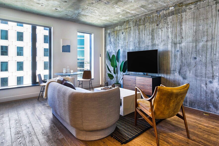 More Photos Of 1150 Clay St, Oakland Apartments For Lease