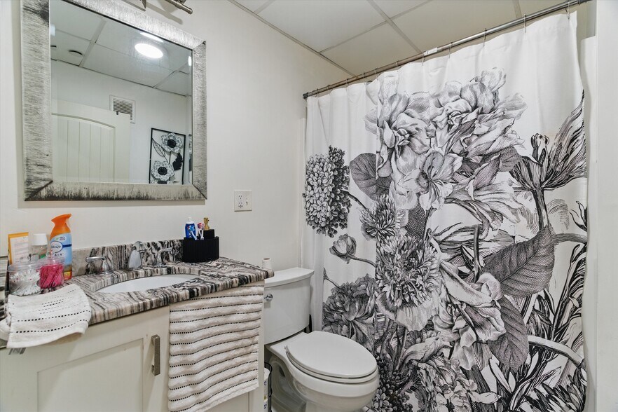 More Photos Of 265-267 Essex St st, Lawrence Apartments For Sale