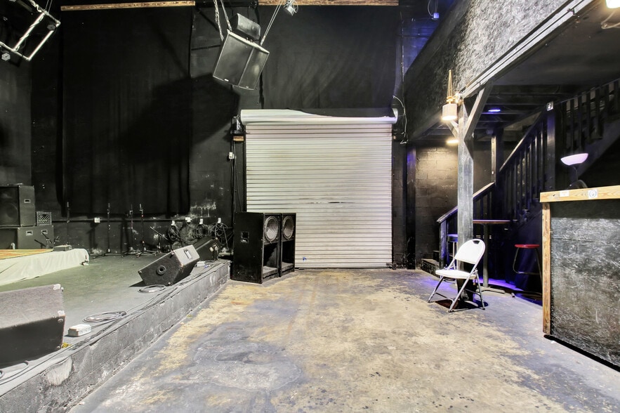 More Photos Of 7716 N Main St, Jonesboro Freestanding For Sale