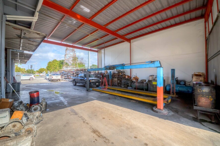 More Photos Of 6120 Florence Ave, Bell Gardens Auto Repair For Sale
