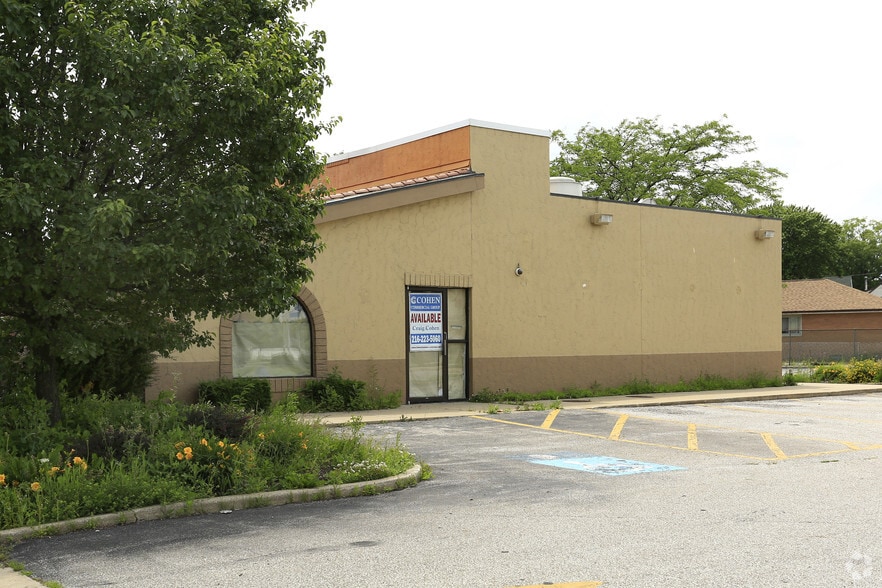 More Photos Of 4450 Rocky River Dr, Cleveland Fast Food For Lease