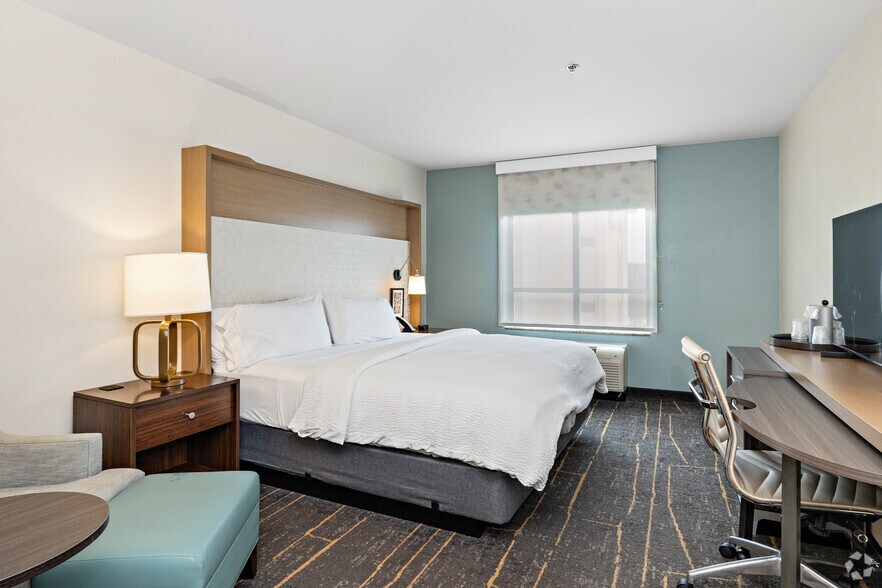 More Photos Of 3630 Springhill Memorial Dr S, Mobile Hotel For Sale