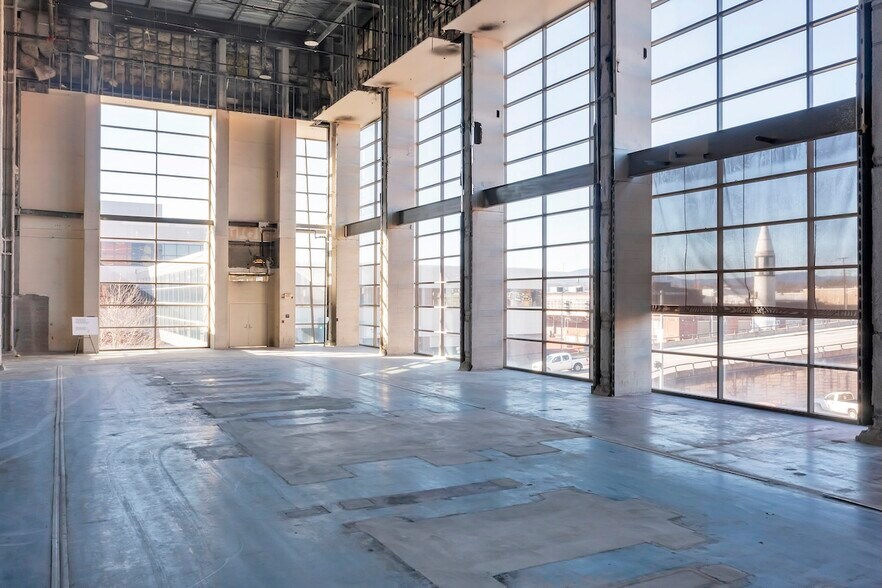 More Photos Of 120 Salem Ave SW, Roanoke Warehouse For Lease