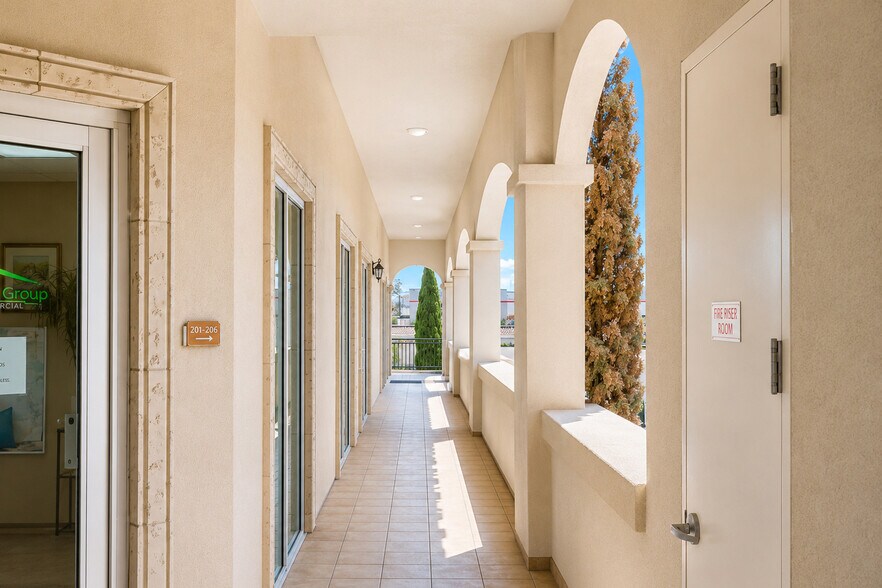 More Photos Of 950 Boardwalk, San Marcos Office For Sale