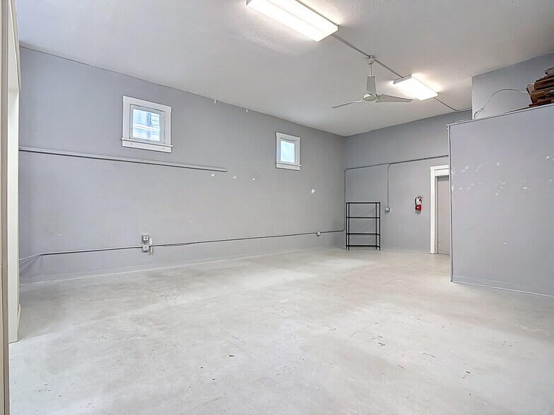More Photos Of 390 N Bridge St, LaBelle Storefront Retail Office For Sale