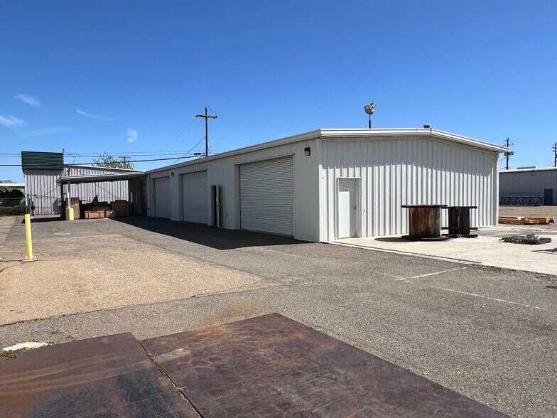 More Photos Of 880 S Beckman Rd, Lodi Warehouse For Sale