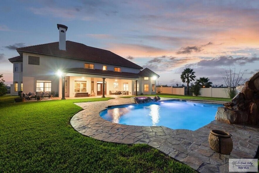More Photos Of 25219 Bass Blvd, Harlingen Lodge Meeting Hall For Sale