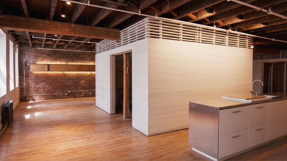 More Photos Of 127 W 24th St, New York Loft Creative Space For Sale