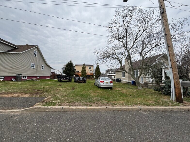 More Photos Of 1213 Wesley Ave, Union Beach Land For Sale