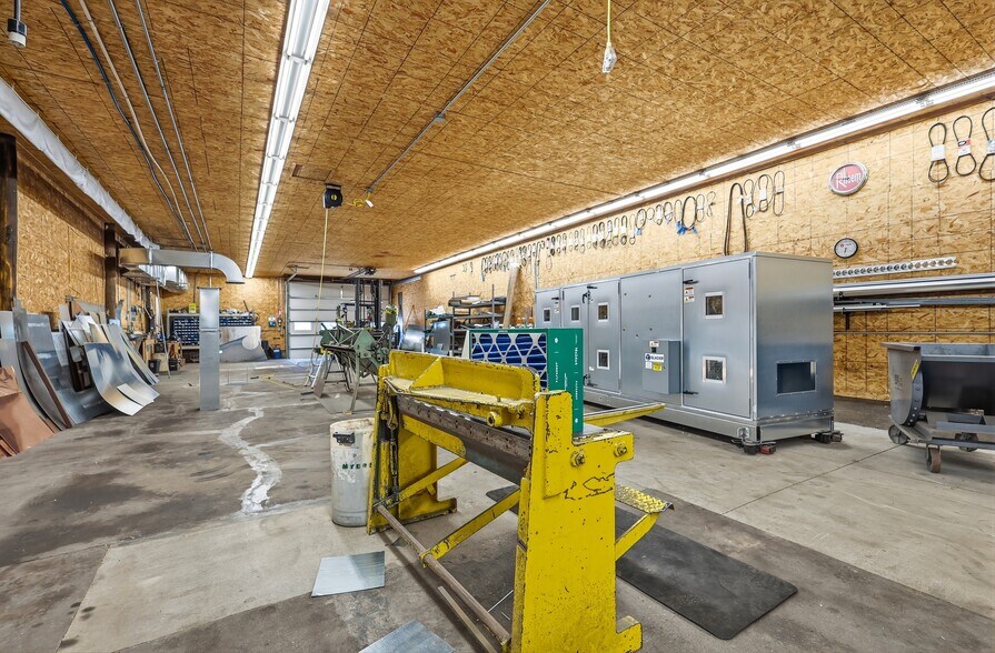 More Photos Of 5382 County Road A, Lancaster Industrial For Lease